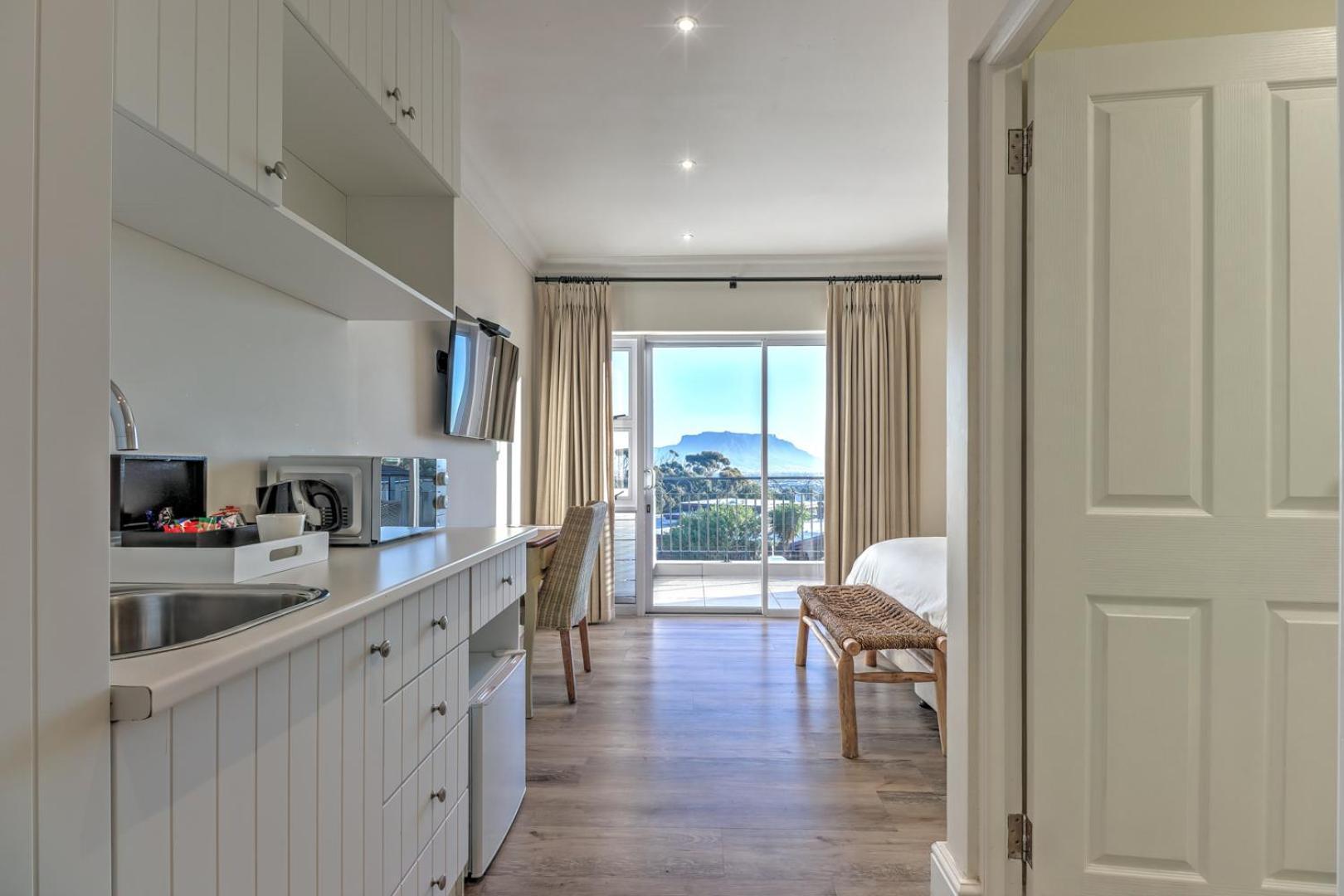 Thyme Wellness Spa And Guesthouse Kaapstad Buitenkant foto