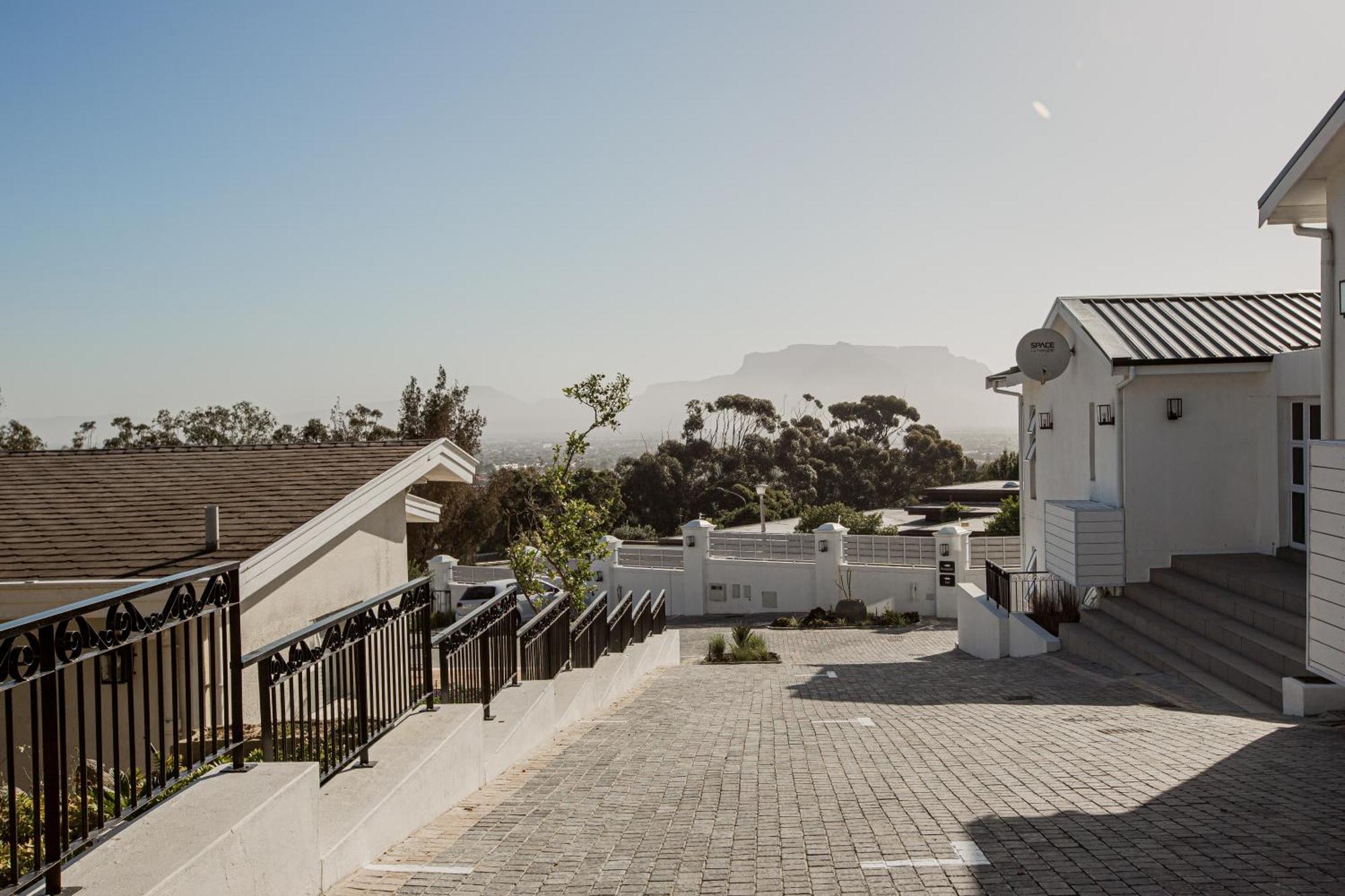 Thyme Wellness Spa And Guesthouse Kaapstad Buitenkant foto